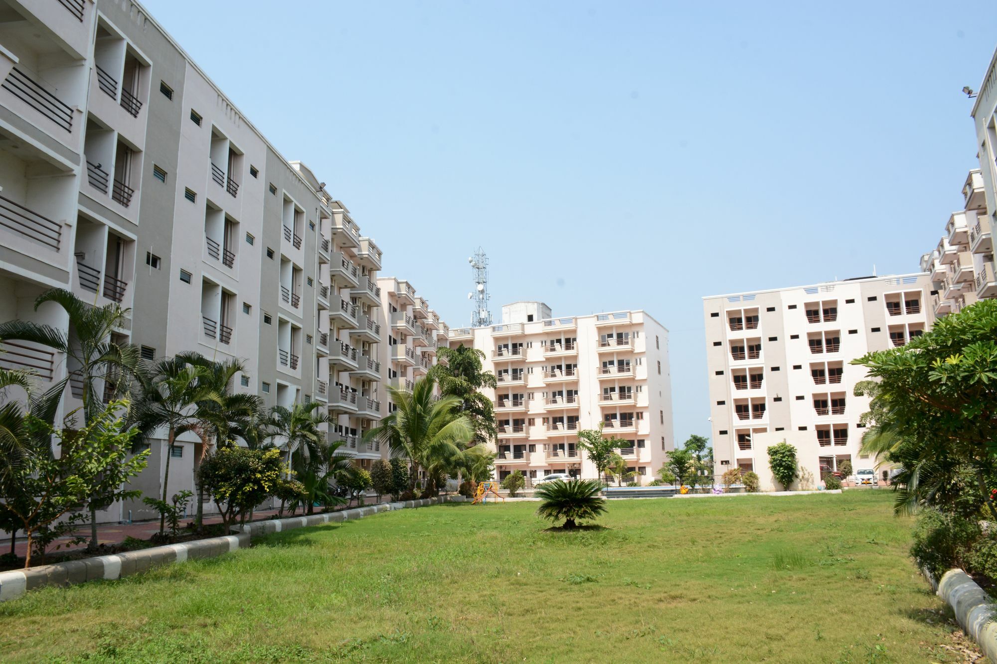 Sai Sharnam Serviced Apartments Ширди Экстерьер фото